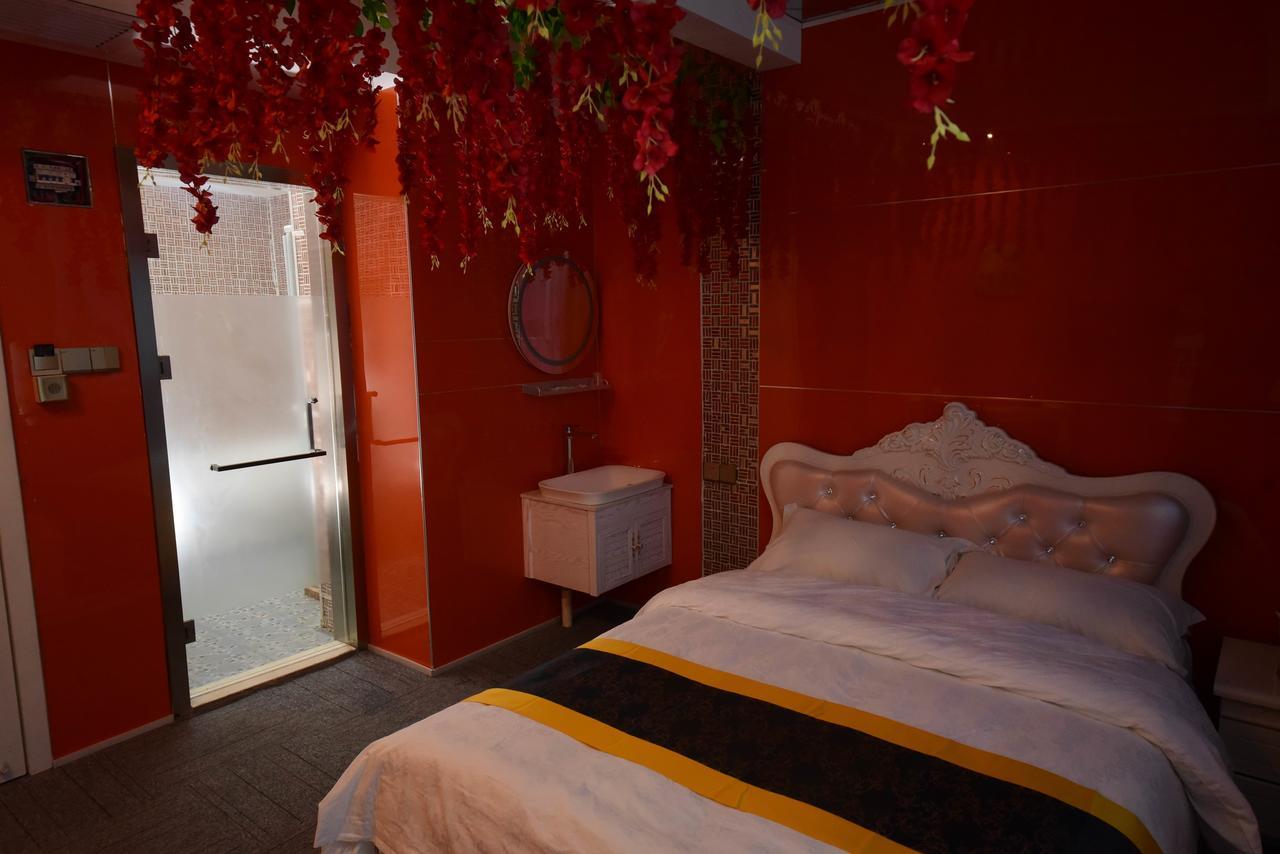 Century Hua Na Loves Boutique Hotel Ціндао Екстер'єр фото