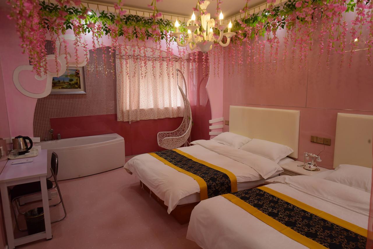 Century Hua Na Loves Boutique Hotel Ціндао Екстер'єр фото