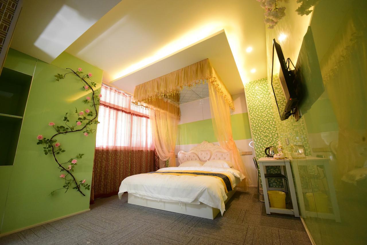 Century Hua Na Loves Boutique Hotel Ціндао Екстер'єр фото