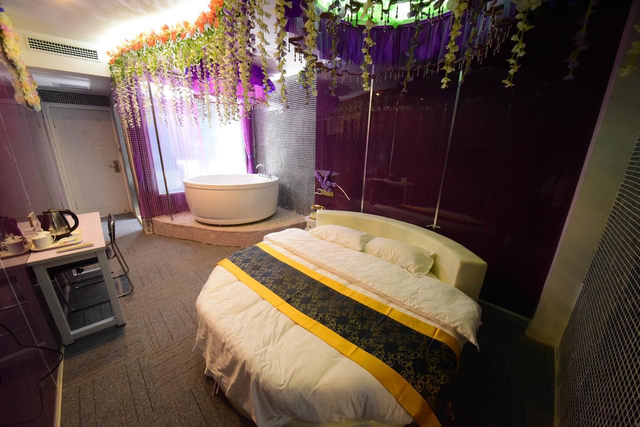 Century Hua Na Loves Boutique Hotel Ціндао Екстер'єр фото