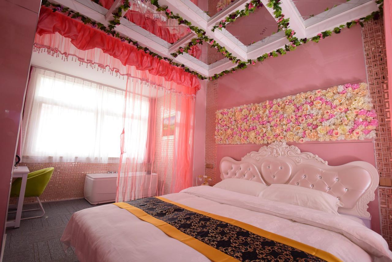 Century Hua Na Loves Boutique Hotel Ціндао Екстер'єр фото
