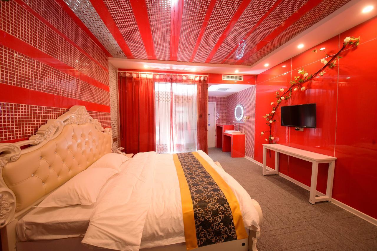 Century Hua Na Loves Boutique Hotel Ціндао Екстер'єр фото