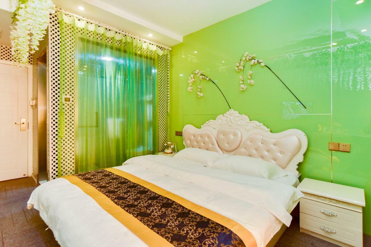 Century Hua Na Loves Boutique Hotel Ціндао Екстер'єр фото