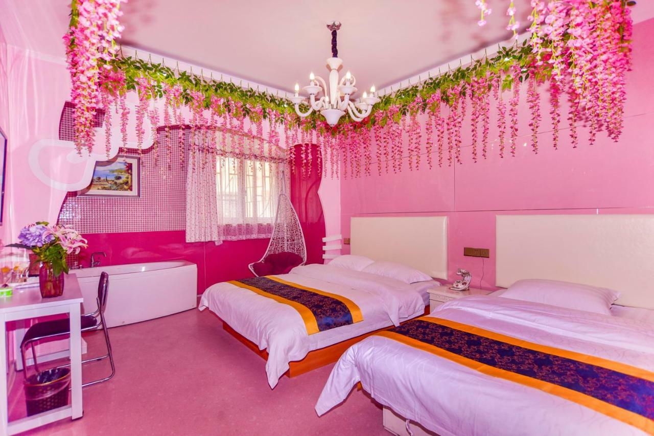 Century Hua Na Loves Boutique Hotel Ціндао Екстер'єр фото